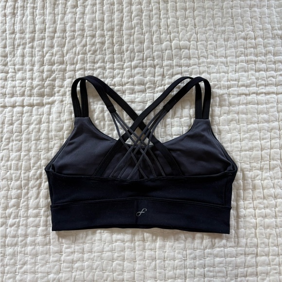 Women's Black Strappy Sports Bra - Picture 2 of 3